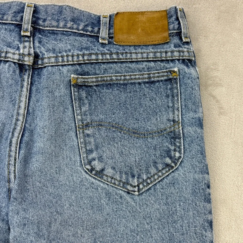 Vintage Lee Jeans Men 36x30 Blue Straight Leg Denim Retro Light Wash Made in USA
